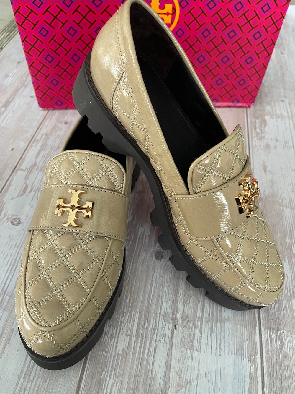 $685 NEW Tory Burch Mini Every Chunky Loafer Size 8.5 Beige Nude Quilted TB logo - Picture 3 of 16